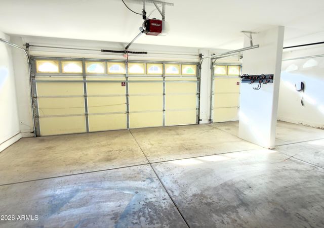 5761 W LARKSPUR Drive, Glendale, AZ 85304