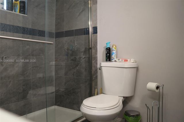 1150 NE 191st Street 37, Miami, FL 33179