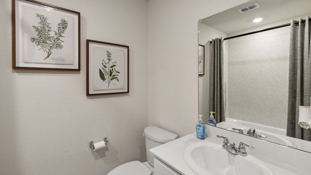 454 Sebastian Lane, Waxahachie, TX 75165