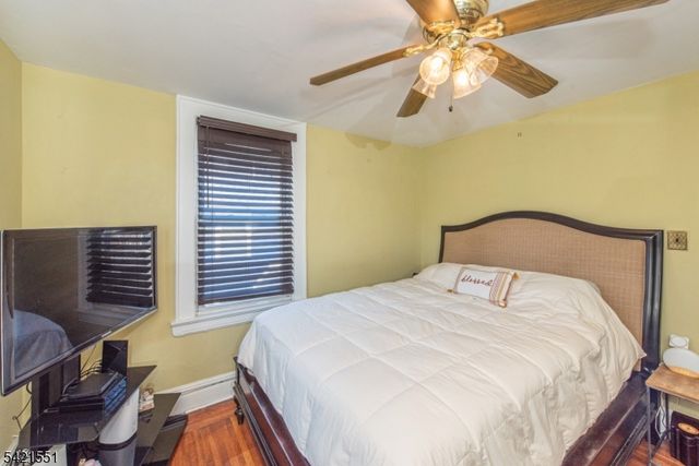 32 Irving St, Montclair Twp., NJ 07042