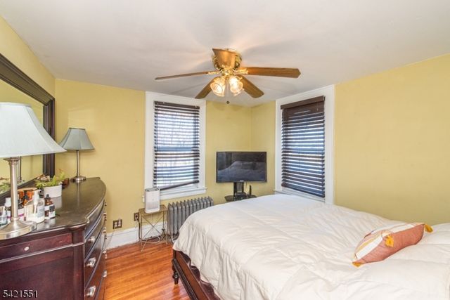 32 Irving St, Montclair Twp., NJ 07042