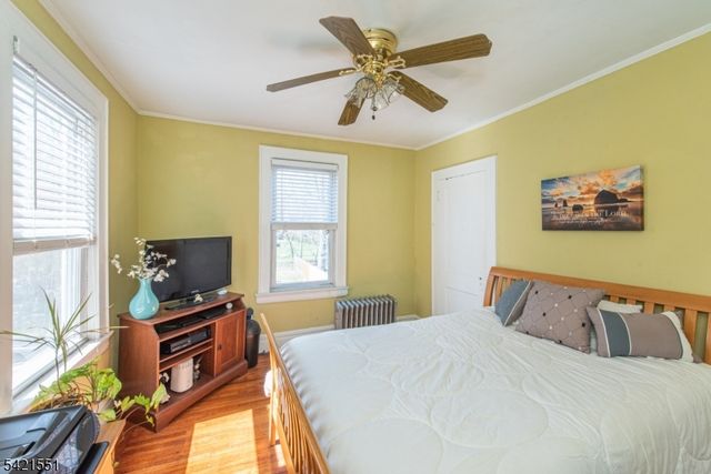 32 Irving St, Montclair Twp., NJ 07042