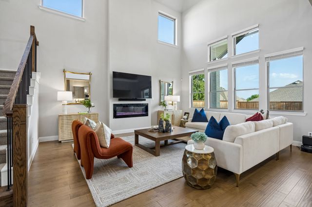 9667 Summit Hills Drive, Frisco, TX 75035