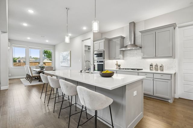 9667 Summit Hills Drive, Frisco, TX 75035