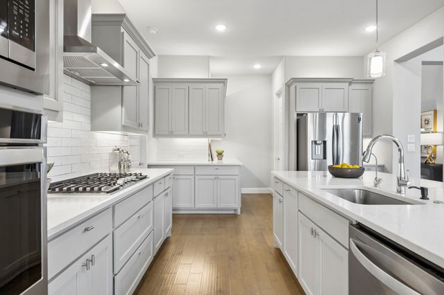 9667 Summit Hills Drive, Frisco, TX 75035