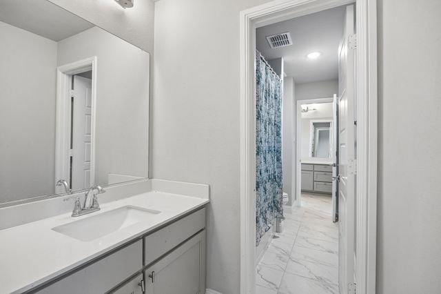 9667 Summit Hills Drive, Frisco, TX 75035