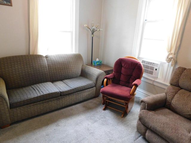 1816 S 77th STREET, West Allis, WI 53214