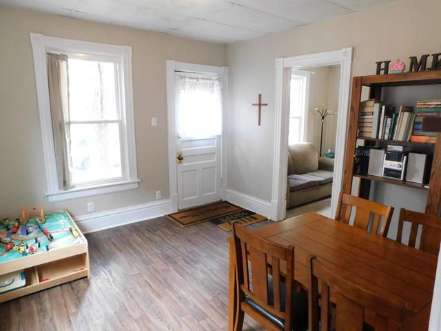 1816 S 77th STREET, West Allis, WI 53214