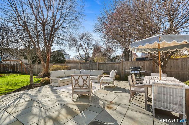 550 Penfield Road, Fairfield, CT 06824