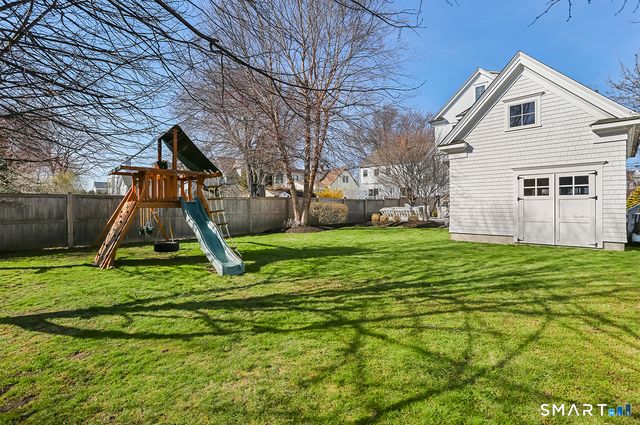 550 Penfield Road, Fairfield, CT 06824