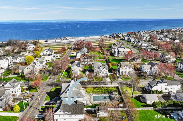 550 Penfield Road, Fairfield, CT 06824