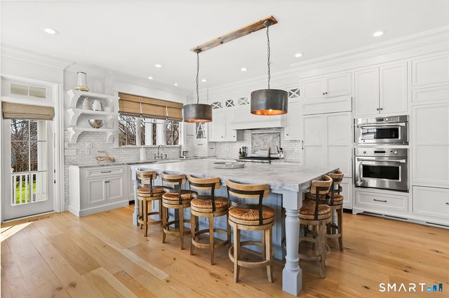 550 Penfield Road, Fairfield, CT 06824