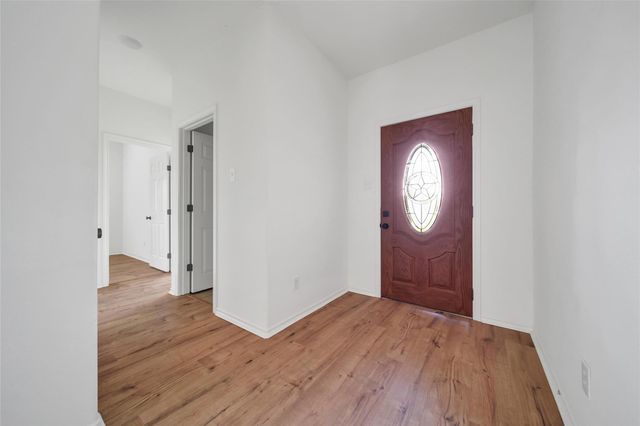 15575 Kitty Hawk Drive, Waller, TX 77484