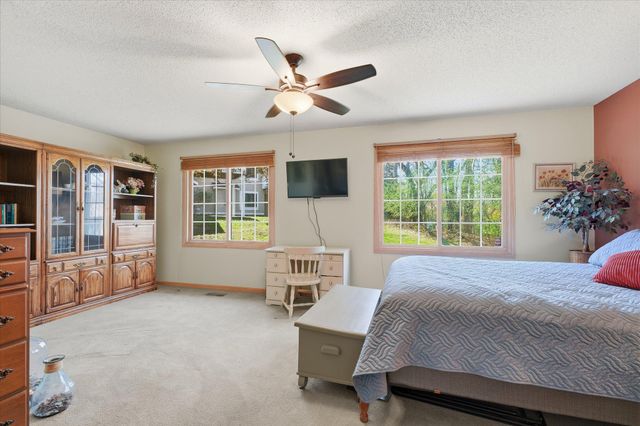 3969 Niagara Lane N, Plymouth, MN 55446