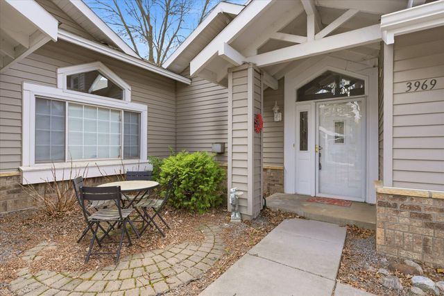 3969 Niagara Lane N, Plymouth, MN 55446