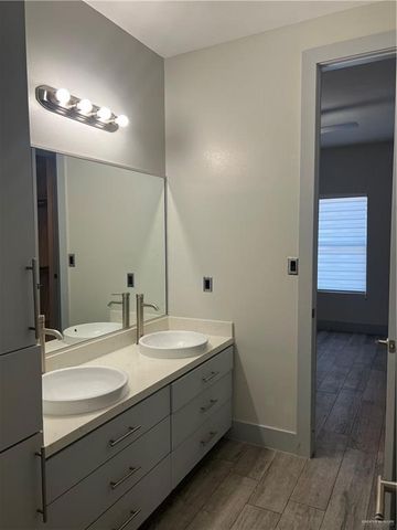 7436 Burr Oak Loop, Brownsville, TX 78526