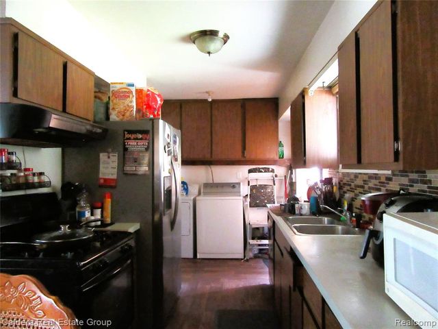 3202 Michael Avenue, Warren, MI 48091
