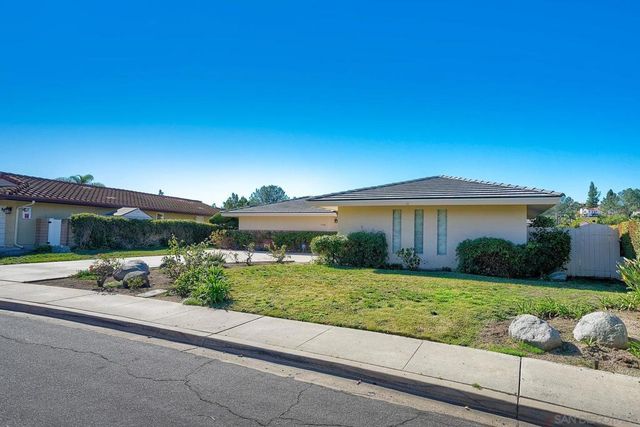 17784 Via Graacia, San Diego, CA 92128