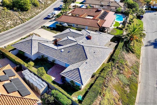 17784 Via Graacia, San Diego, CA 92128