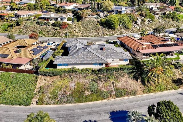 17784 Via Graacia, San Diego, CA 92128