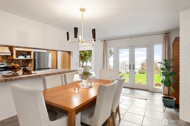 8617 Semiahmoo Drive, Blaine, WA 98230