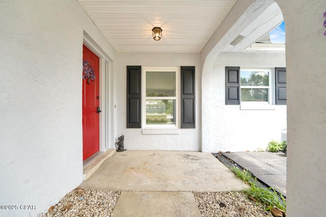 4489 Hancock Court, Chipley, FL 32428