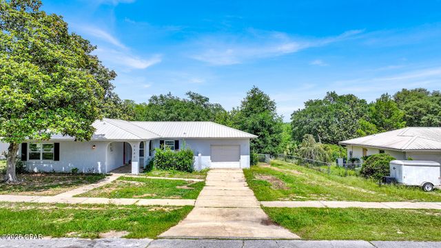 4489 Hancock Court, Chipley, FL 32428