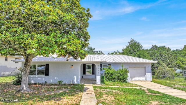 4489 Hancock Court, Chipley, FL 32428