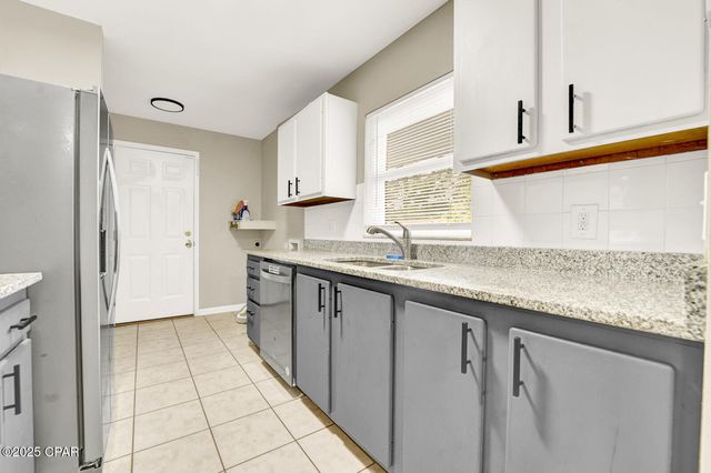 4489 Hancock Court, Chipley, FL 32428