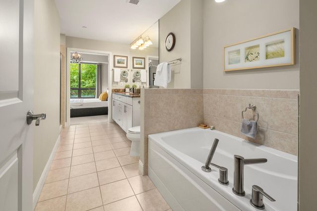 100 3rd Avenue S 607, Minneapolis, MN 55401
