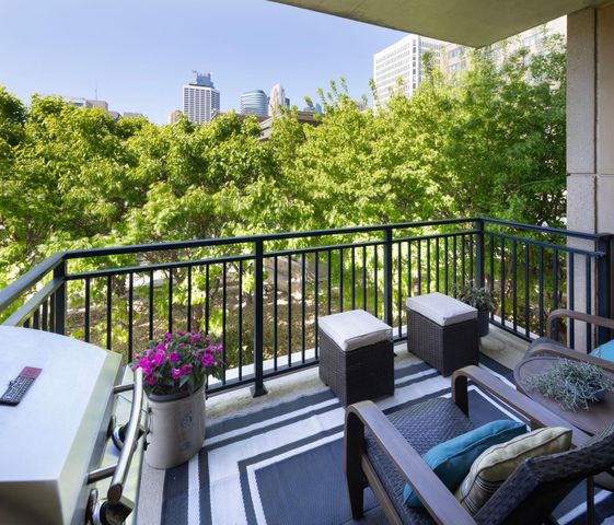 100 3rd Avenue S 607, Minneapolis, MN 55401