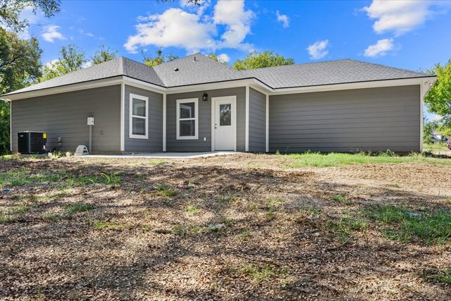 851 SE County Road 3048d, Corsicana, TX 75109