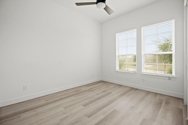 1801 N Wildflower Drive, Deer Park, TX 77536