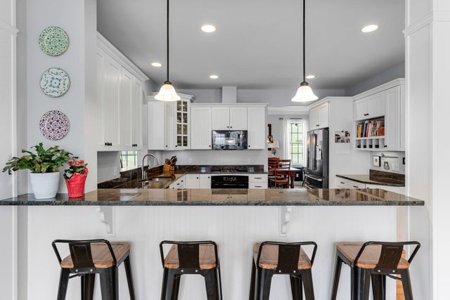 1 Naylor Road, Essex, VT 05452
