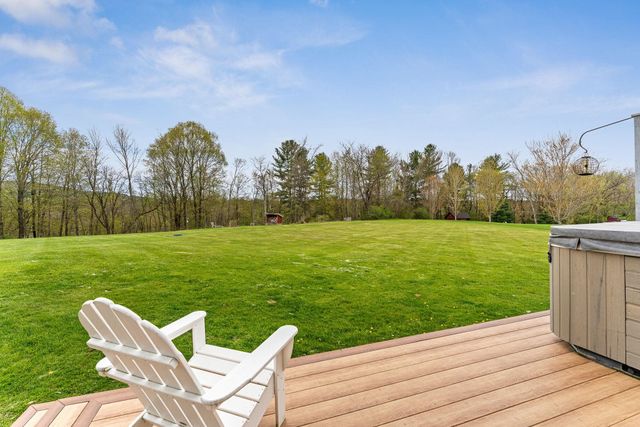 1 Naylor Road, Essex, VT 05452