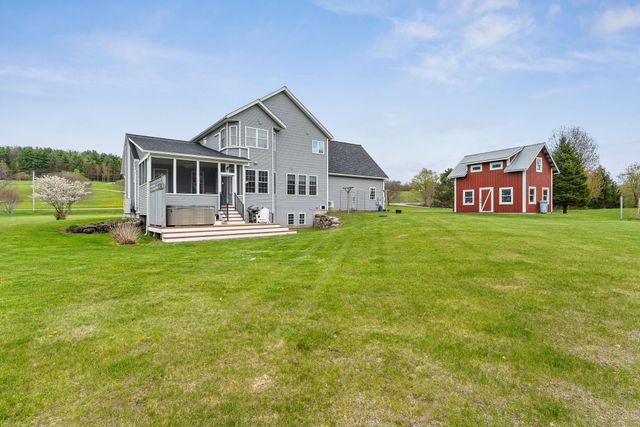 1 Naylor Road, Essex, VT 05452