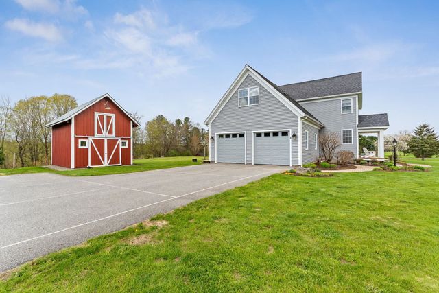 1 Naylor Road, Essex, VT 05452