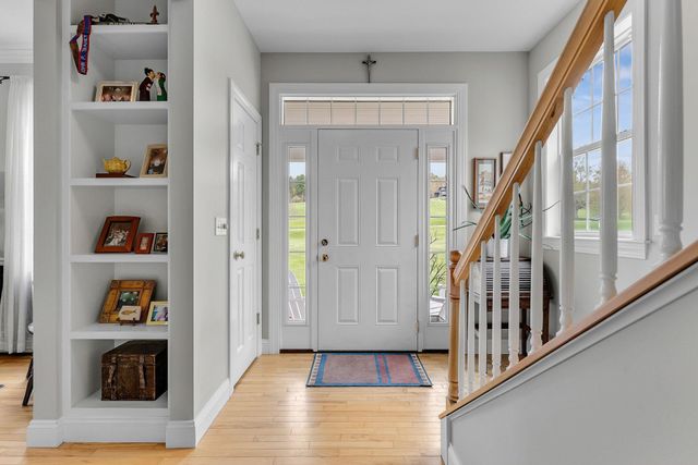 1 Naylor Road, Essex, VT 05452