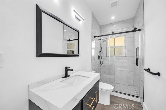 5414 3rd, Los Angeles, CA 90043