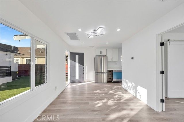 5414 3rd, Los Angeles, CA 90043