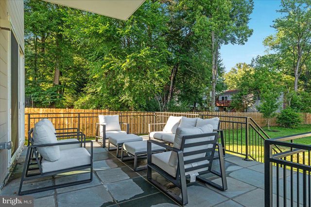 2841 EDGELEA RD, Vienna, VA 22181