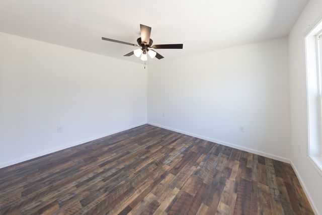 312 Kimmins St, Hohenwald, TN 38462