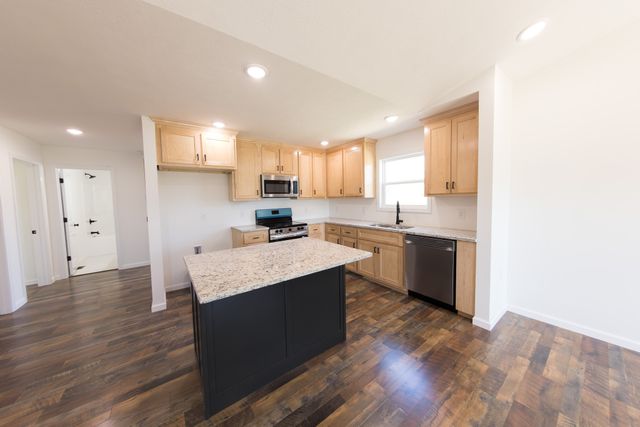 312 Kimmins St, Hohenwald, TN 38462