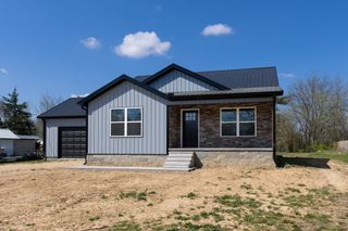 312 Kimmins St, Hohenwald, TN 38462