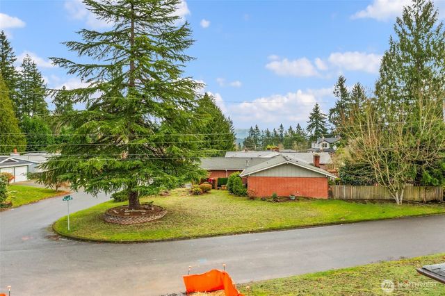 1255 169th Avenue NE, Bellevue, WA 98008