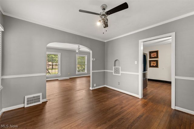 3290 Wooster Road, Rocky River, OH 44116