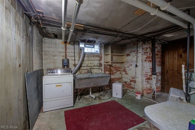 3290 Wooster Road, Rocky River, OH 44116