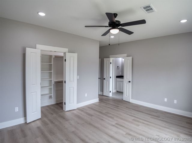 1190 Wild Indigo Circle, Calera, OK 74730