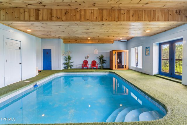 2083 Kerr Rd, Sevierville, TN 37876