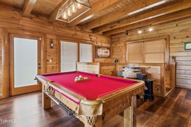 2083 Kerr Rd, Sevierville, TN 37876